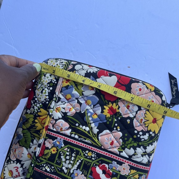 Vera Bradley - Floral Tablet Kindle iPad Case Hard Shell Poppy Field. - Picture 15 of 16